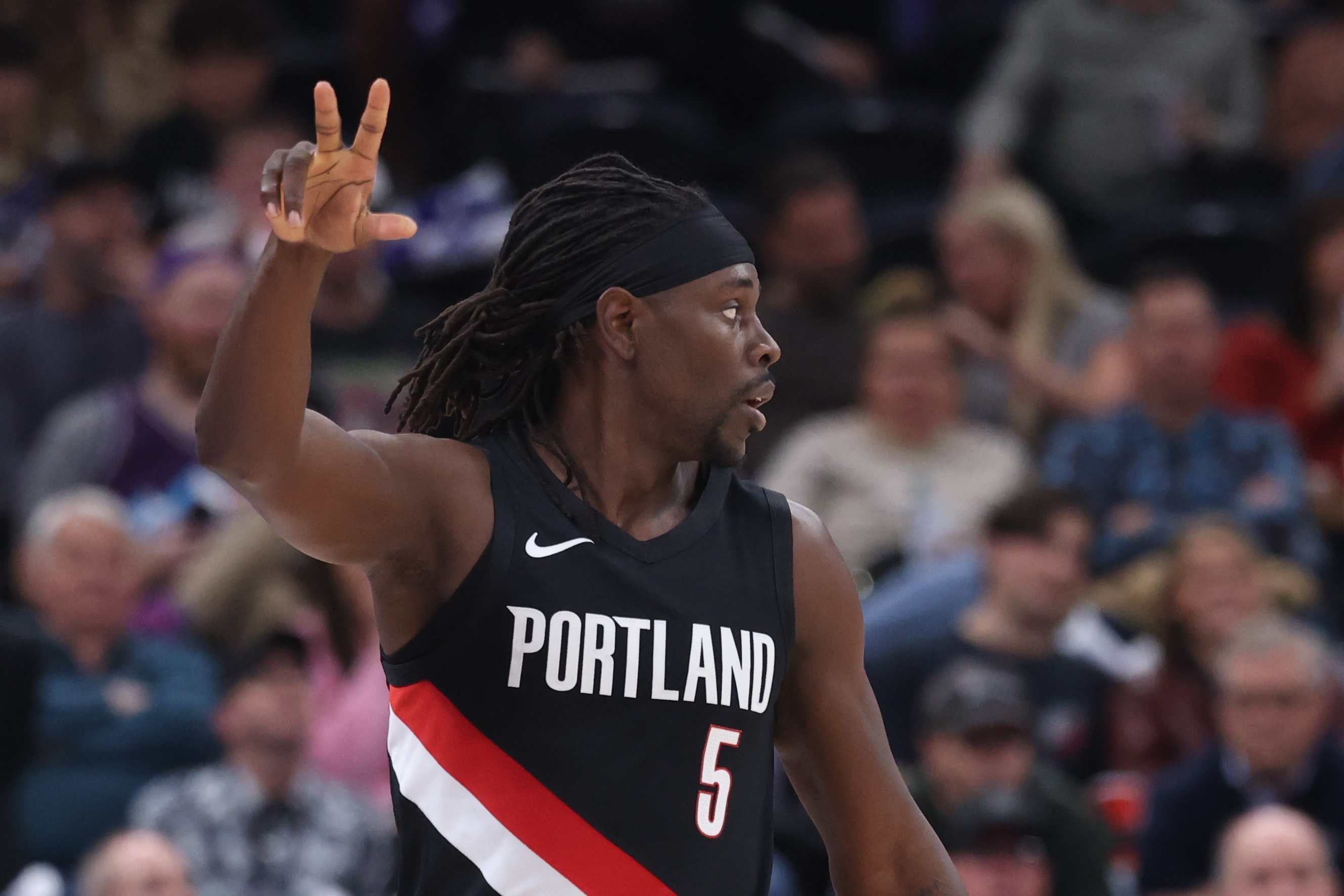 阿夫迪亚缺阵!开拓者VS绿军先发:霍勒迪对阵老东家VS布朗&怀特